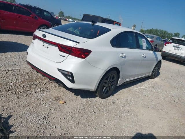 2021 KIA FORTE GT-LINE 4