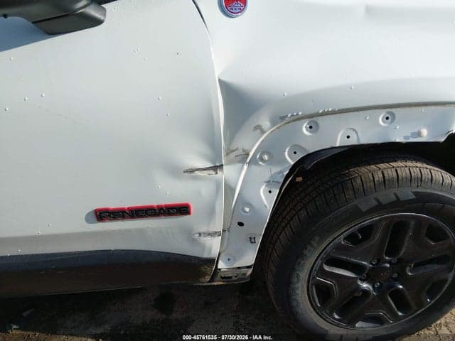 2018 JEEP RENEGADE TRAILHAWK 4X4 17