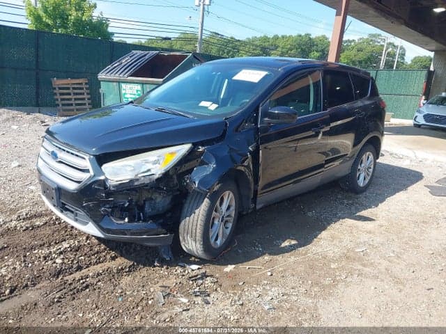 2017 FORD ESCAPE SE 2