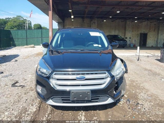 2017 FORD ESCAPE SE 13