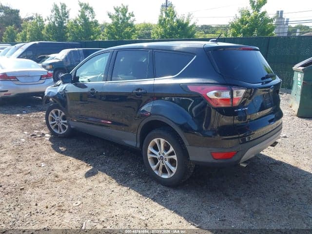 2017 FORD ESCAPE SE 3