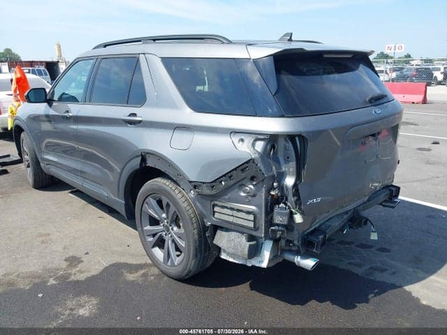 2023 FORD EXPLORER XLT 3