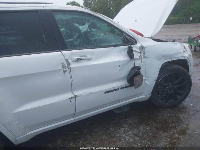 2021 JEEP GRAND CHEROKEE LAREDO X 4X2 6