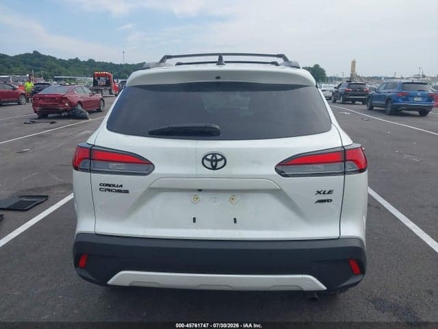 2026 TOYOTA COROLLA CROSS XLE 16
