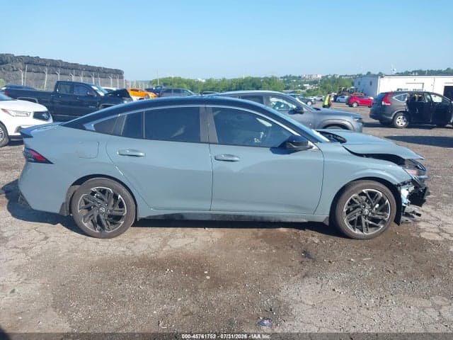 2026 NISSAN SENTRA SR 14