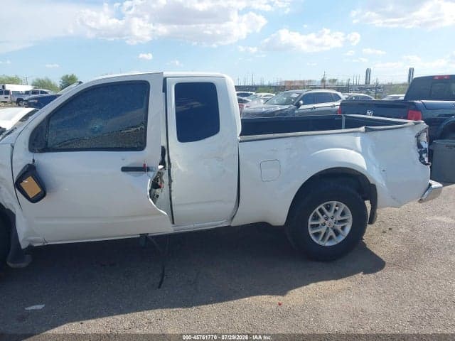 2021 NISSAN FRONTIER SV 4X4 17