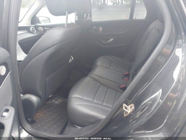 2021 MERCEDES-BENZ GLC 300 4MATIC SUV 8