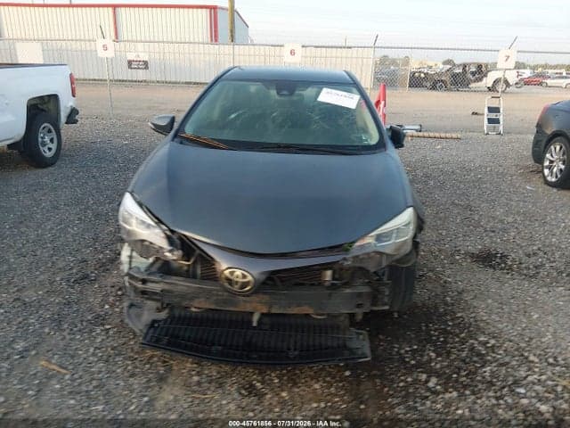 2017 TOYOTA COROLLA SE 13