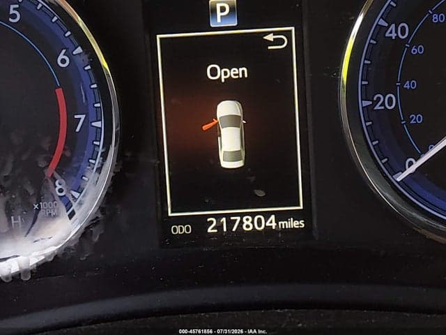 2017 TOYOTA COROLLA SE 16