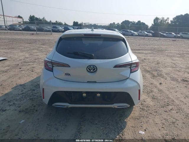 2019 TOYOTA COROLLA SE 17