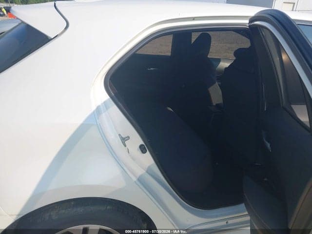 2019 TOYOTA COROLLA SE 8