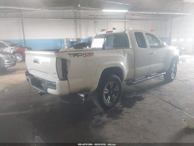 2018 TOYOTA TACOMA TRD SPORT 4