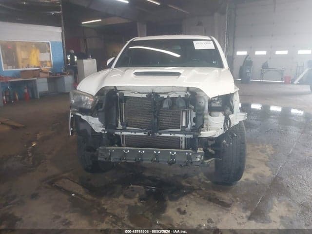 2018 TOYOTA TACOMA TRD SPORT 6