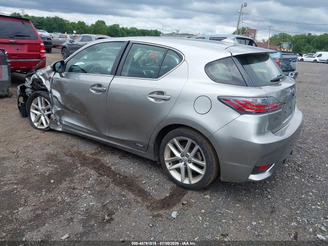 2017 LEXUS CT 200H 3