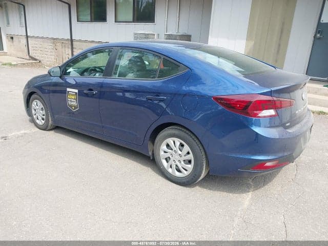 2019 HYUNDAI ELANTRA SE 3