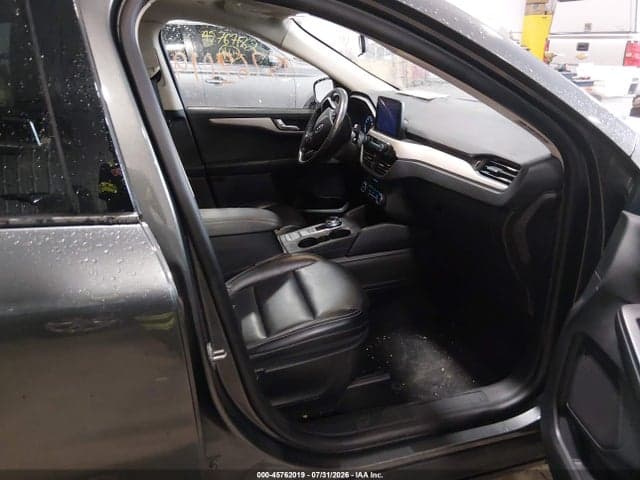 2020 FORD ESCAPE SEL 5