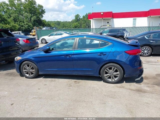 2017 HYUNDAI ELANTRA SE 13