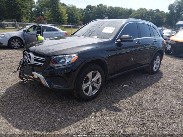 2017 MERCEDES-BENZ GLC 300 2
