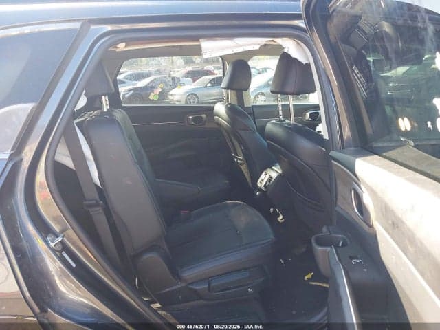 2021 KIA SORENTO EX 8