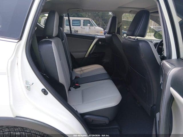 2018 TOYOTA RAV4 LIMITED 8