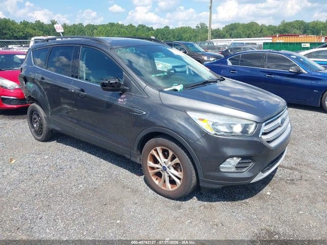 2018 FORD ESCAPE SE - 1