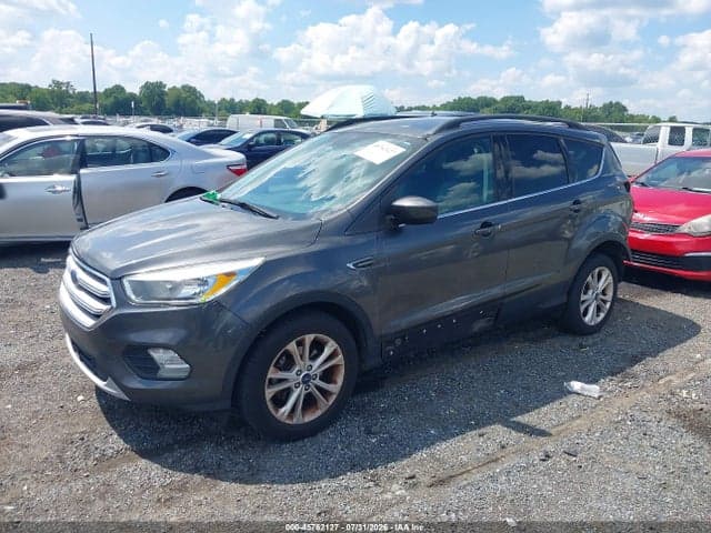 2018 FORD ESCAPE SE 2