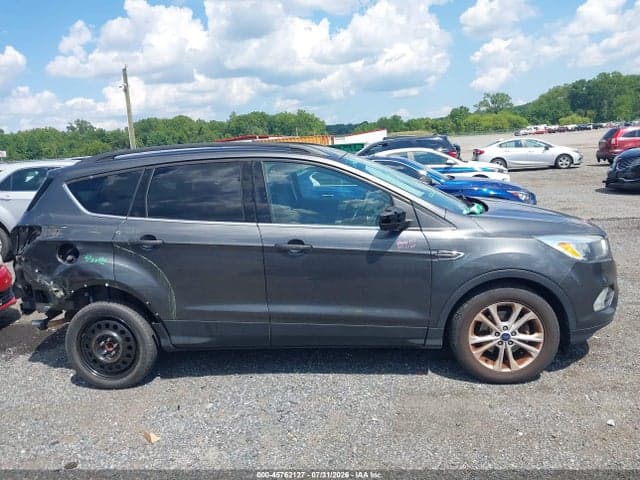 2018 FORD ESCAPE SE 14
