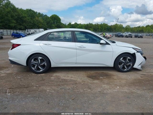 2023 HYUNDAI ELANTRA SEL 13