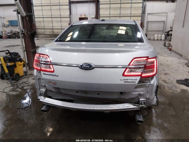 2018 FORD TAURUS LIMITED 17