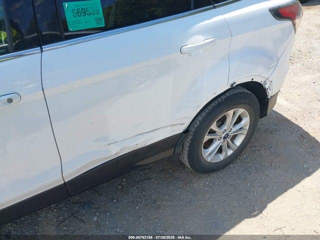 2017 FORD ESCAPE SE 12