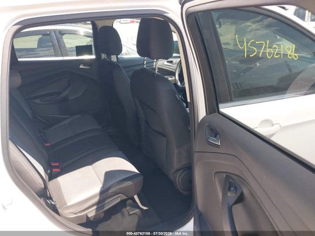 2017 FORD ESCAPE SE 8