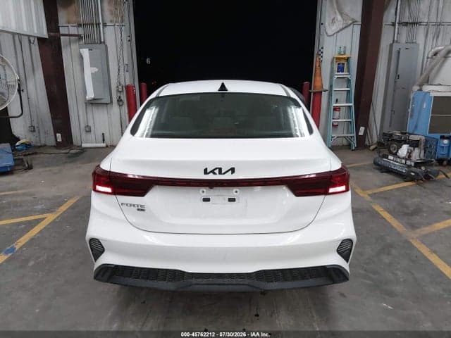 2024 KIA FORTE LX 16