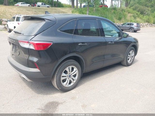 2021 FORD ESCAPE S 4