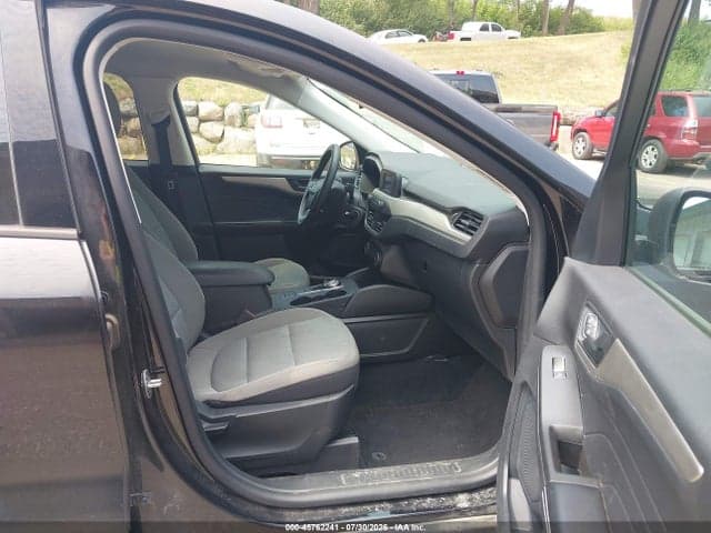 2021 FORD ESCAPE S 5
