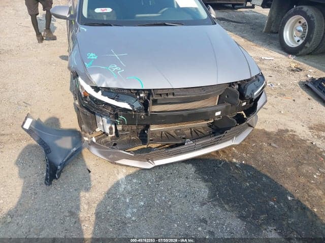 2025 HYUNDAI ELANTRA SE 6