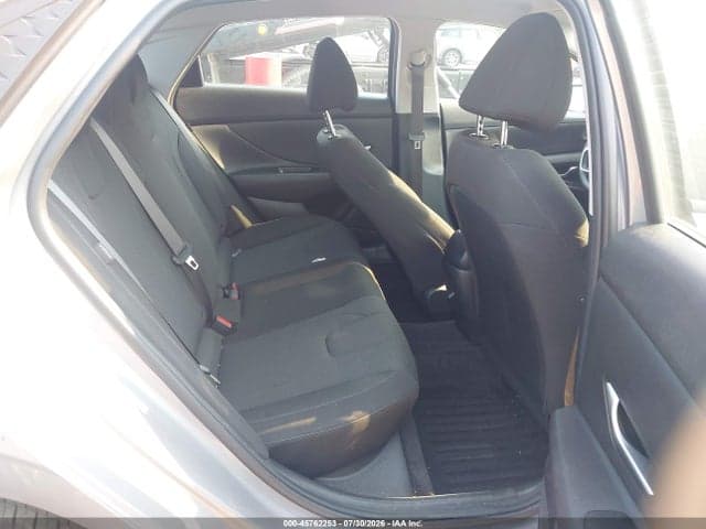 2025 HYUNDAI ELANTRA SE 8