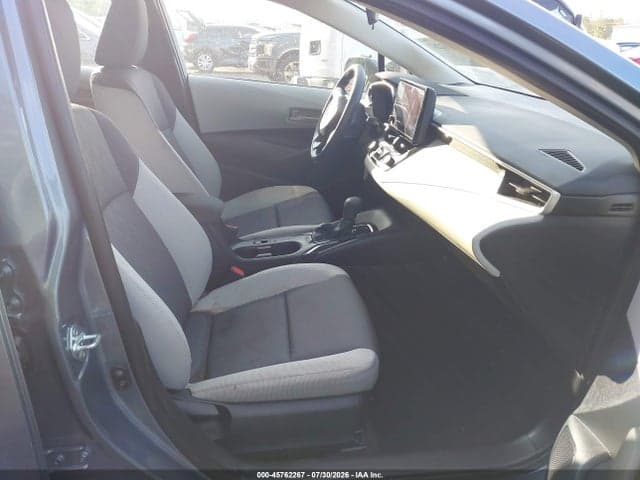 2026 TOYOTA COROLLA LE 5