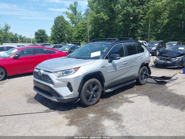 2020 TOYOTA RAV4 HYBRID XSE 2