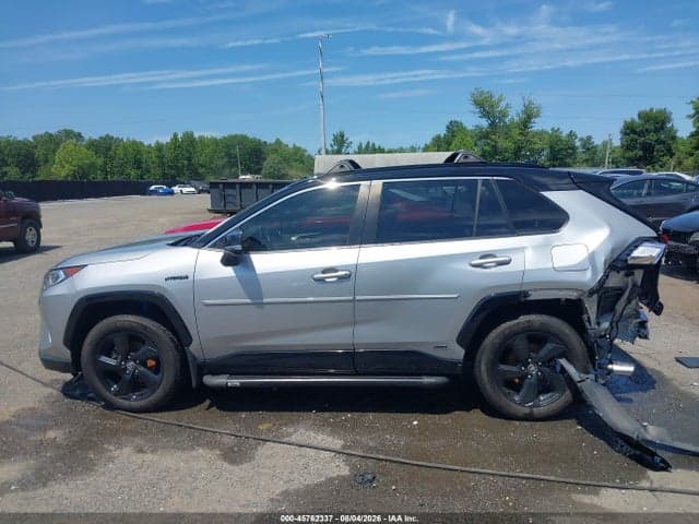 2020 TOYOTA RAV4 HYBRID XSE 14