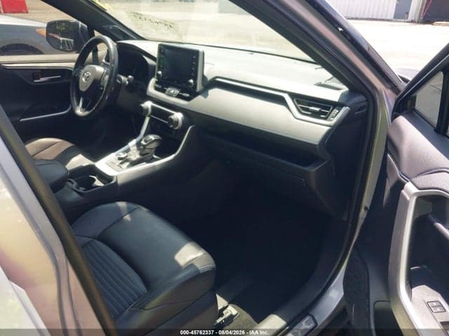 2020 TOYOTA RAV4 HYBRID XSE 5