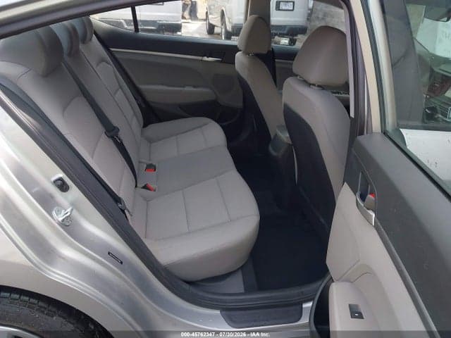 2020 HYUNDAI ELANTRA SE 8