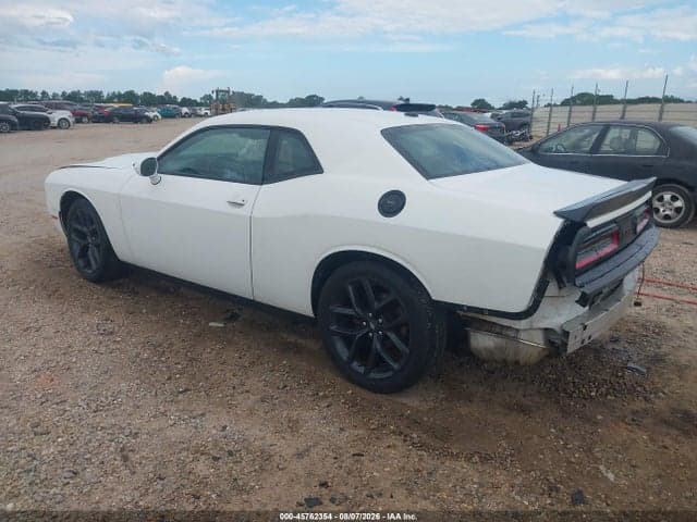 2020 DODGE CHALLENGER SXT 3
