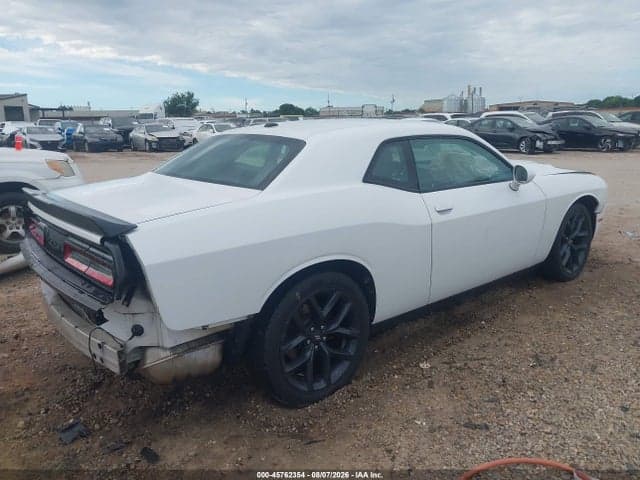 2020 DODGE CHALLENGER SXT 4