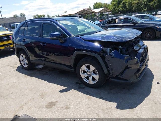 2019 TOYOTA RAV4 XLE - 1