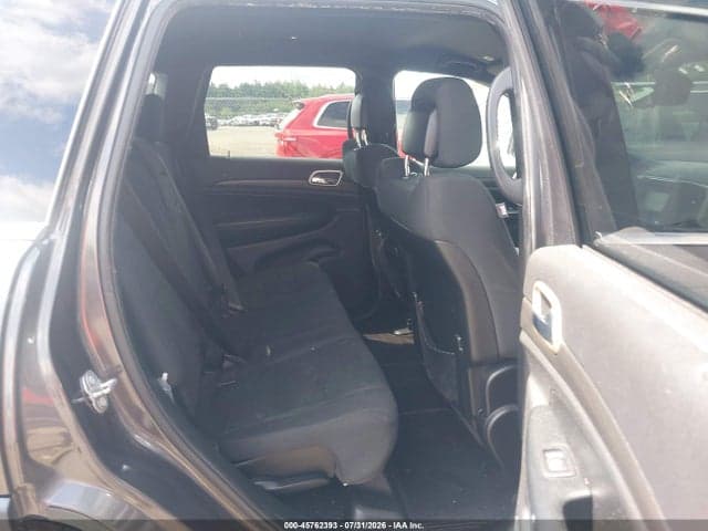 2017 JEEP GRAND CHEROKEE LAREDO 8