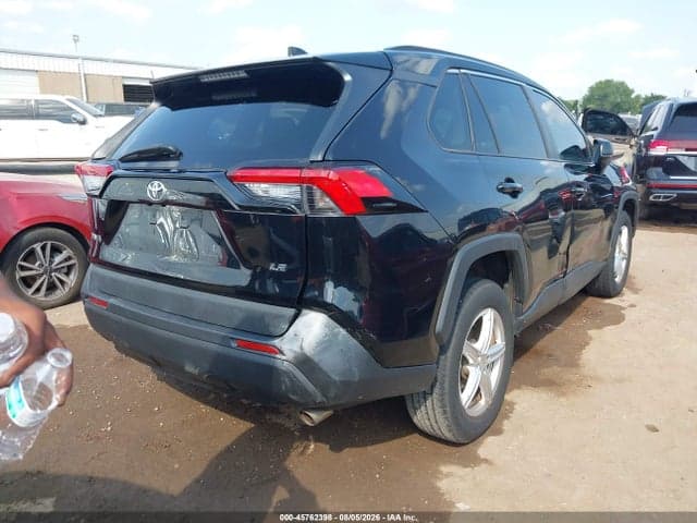 2020 TOYOTA RAV4 LE 4