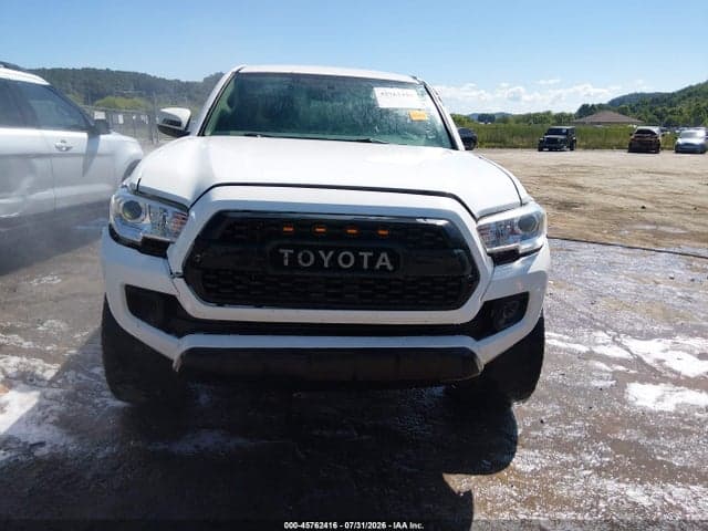 2017 TOYOTA TACOMA SR V6 13