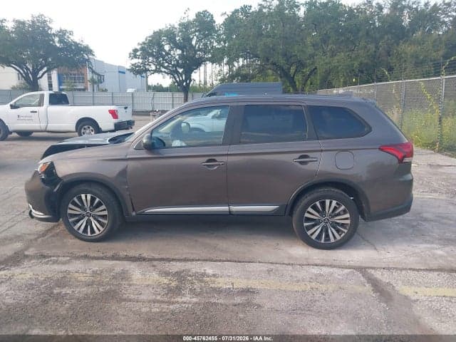 2020 MITSUBISHI OUTLANDER ES 2.4 15