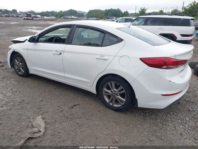2017 HYUNDAI ELANTRA SE 3