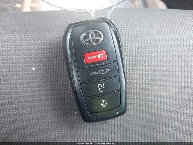 2025 TOYOTA CAMRY LE 11